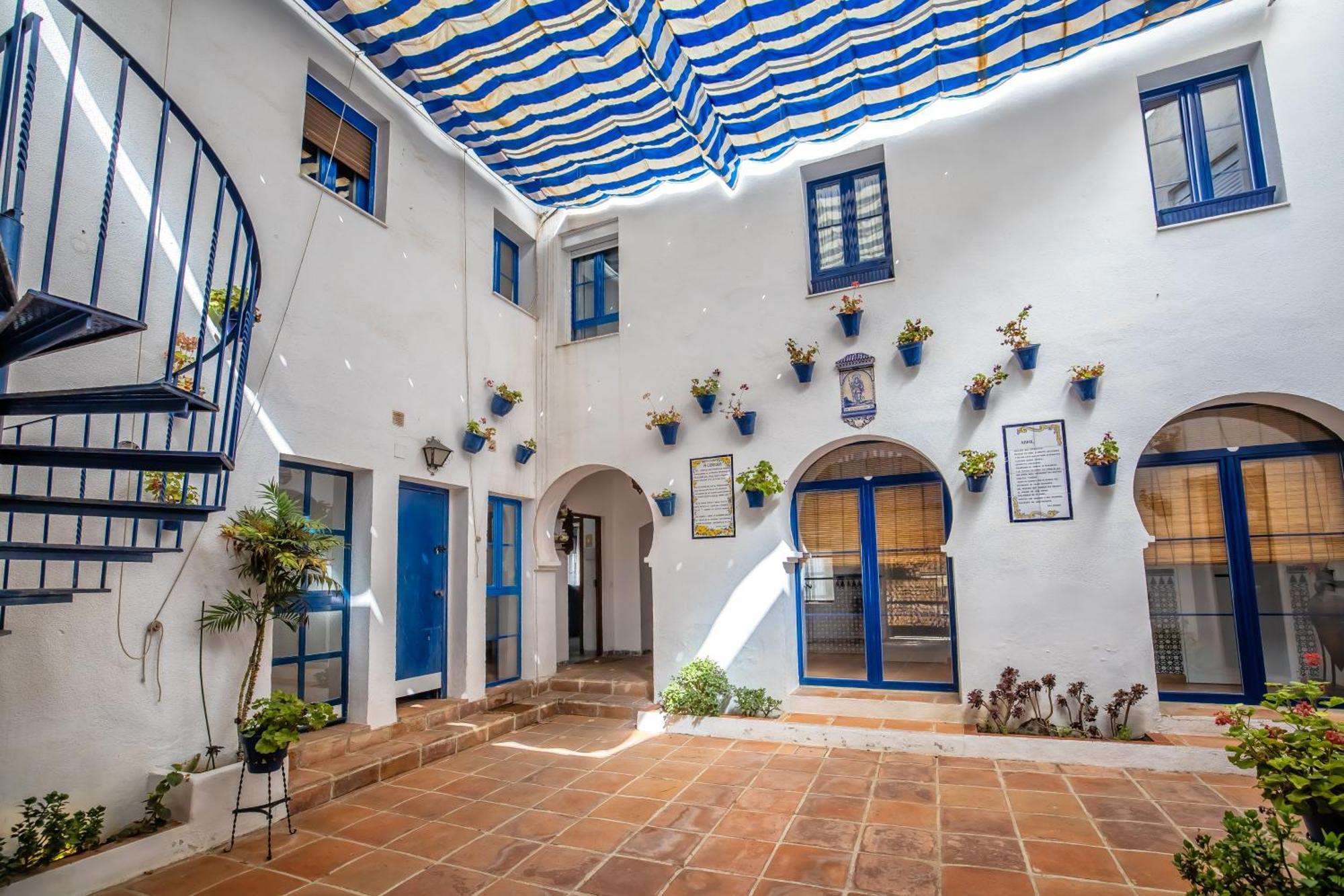 Casas Caballerizas Mezquita 1 Y 3 Hab